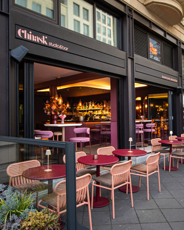 Chinaski studio&bar